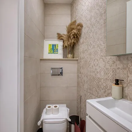 Apartment Beautiful 2br With Valley And Sea Views